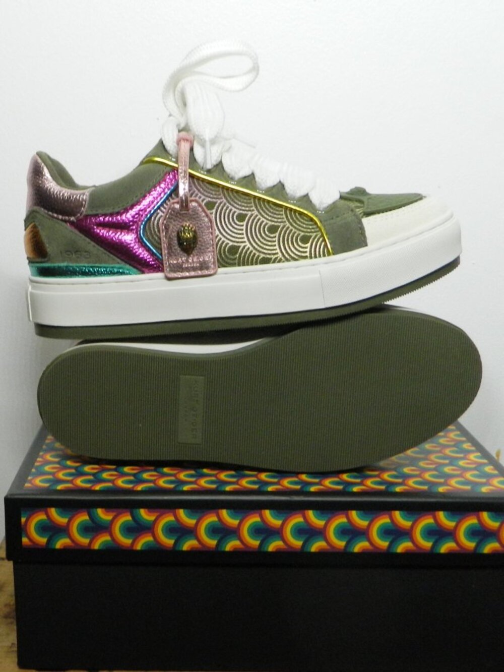 Kurt Geiger $198 Southbank Tag Green Combo Leather Sneakers Sz 8.5 NIB!